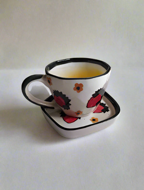 Berry and Daffodils Tea Cup Set