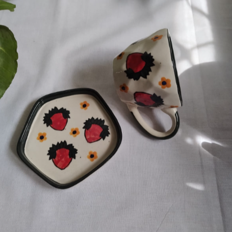Berry and Daffodils Tea Cup Set
